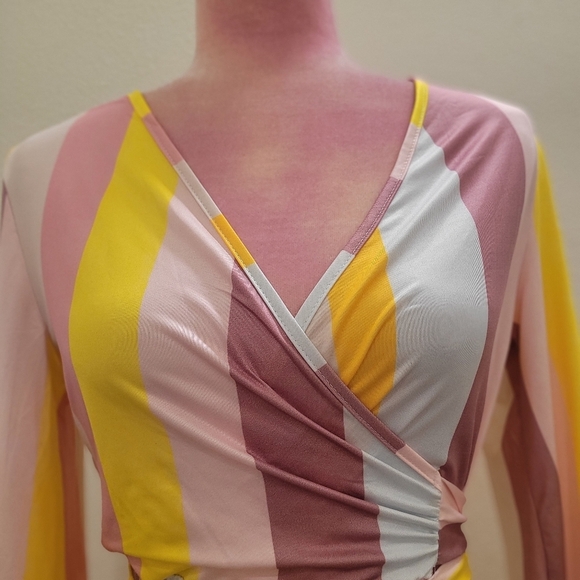 Pink and Yellow Long Sleeve Resort Sundress with Bishop Sleeves Sz Medium - Picture 2 of 5